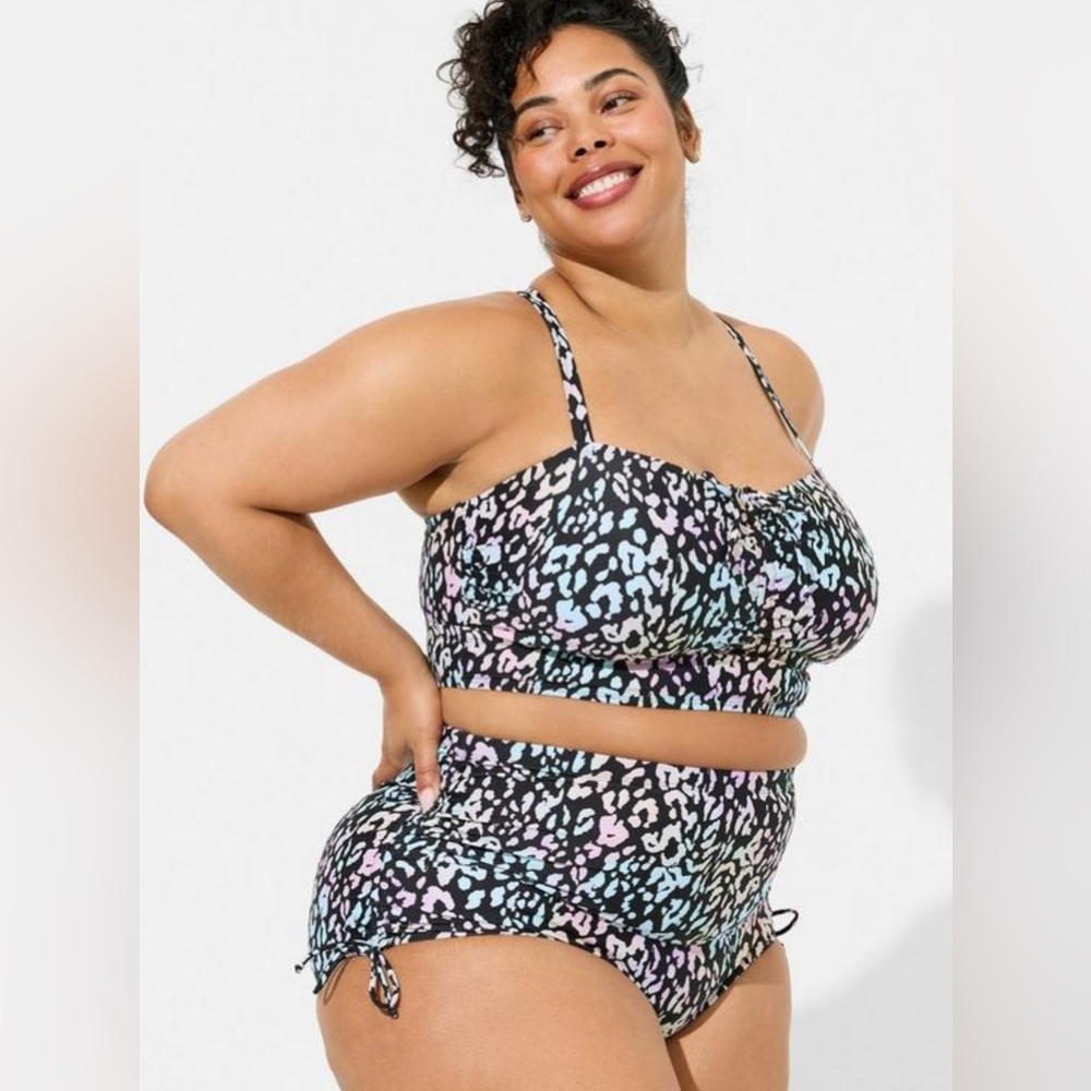 Torrid NWT High-Rise Adjustable Side
Swim Bottom
